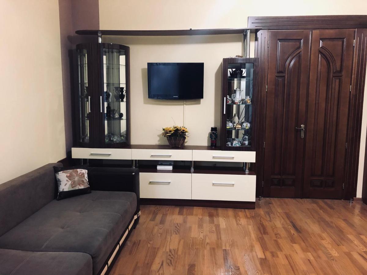У Богдана Lviv Extérieur photo