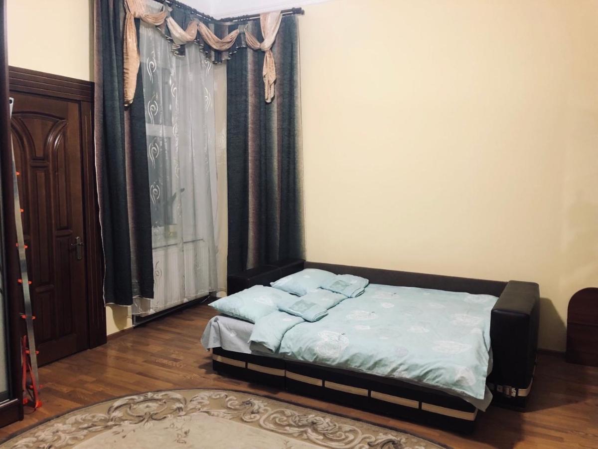 У Богдана Lviv Extérieur photo